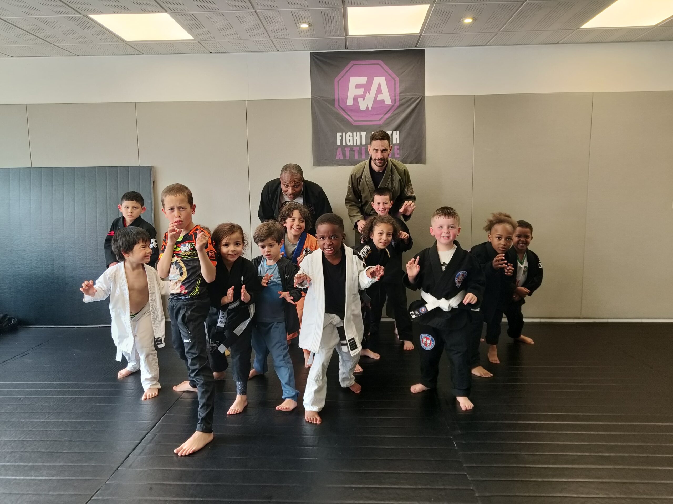 Cours de JJB enfant au Club FWA à Champigny-sur-Marne, près de Villiers-sur-Marne